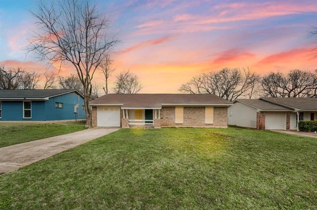 property at 315 Linkview Dr