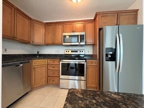 600 Brookside Dr in Andover, MA - Building Photo - Building Photo