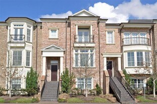 4631 Regent Manor Dr in Houston, TX - Building Photo