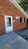 6100 Strathmore Rd in Richmond, VA - Building Photo