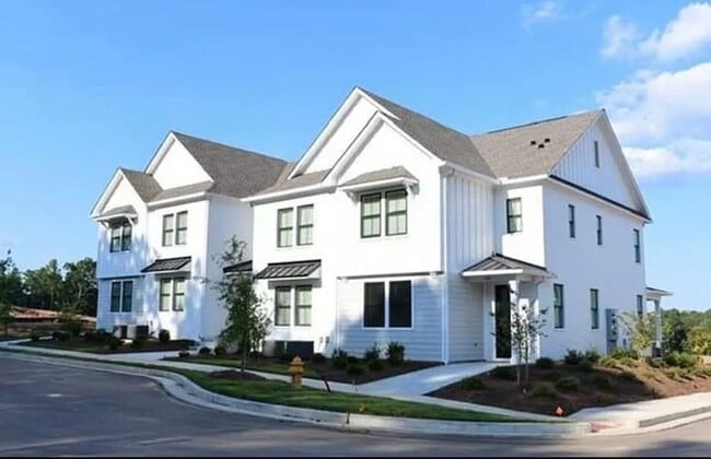 property at 276 Hydrangea Dr