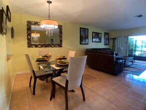 3453 Carambola Cir S in Coconut Creek, FL - Building Photo - Building Photo