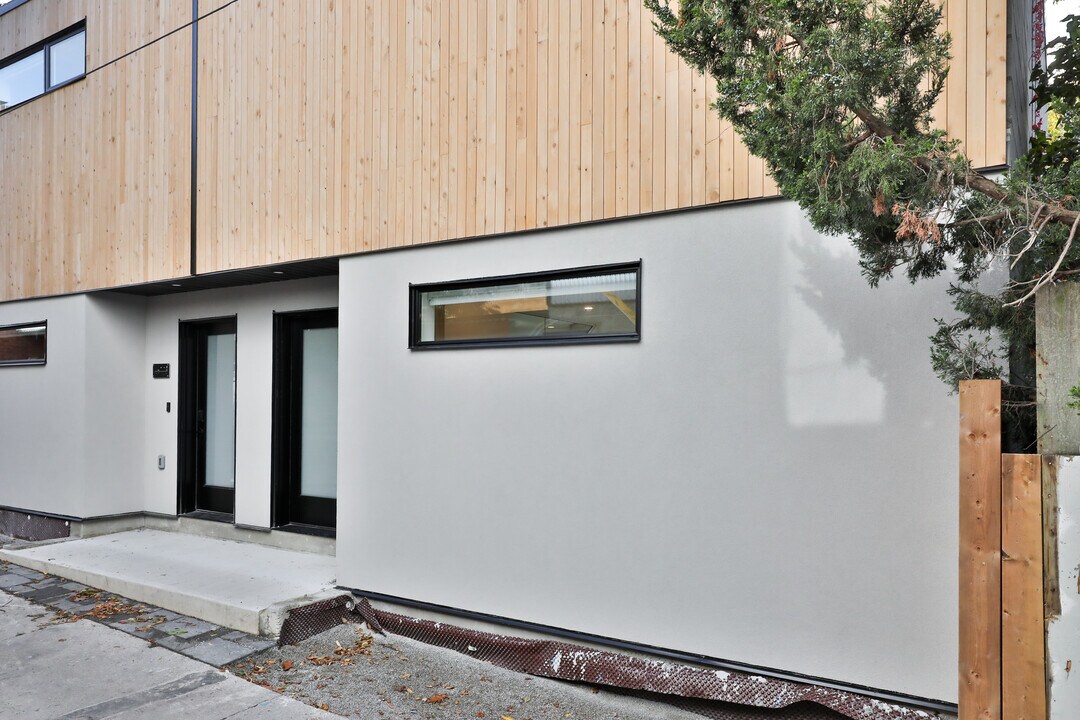 68 Foxley St in Toronto, ON - Building Photo