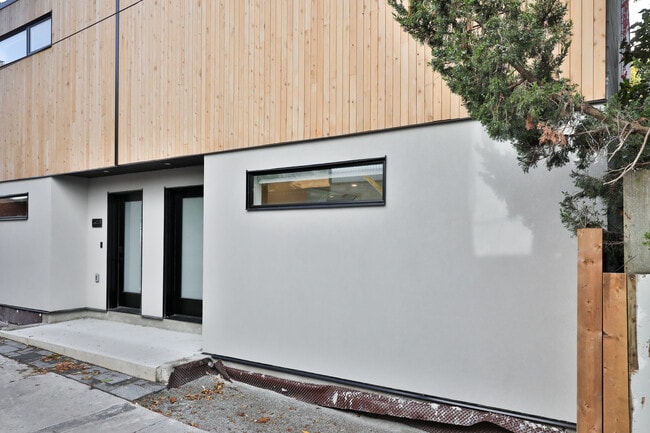 property at 68 Foxley St