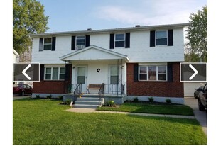 71 Jeffrey Dr, Unit .3 bedroom duplex in Depew, NY - Building Photo