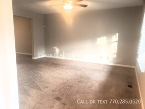 229 Bainbridge Cir in Dallas, GA - Building Photo - Building Photo