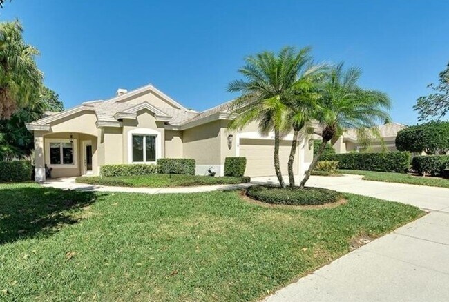 8701 52nd Ave E in Bradenton, FL - Foto de edificio - Building Photo