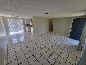 7122 Green St in New Port Richey, FL - Building Photo - Building Photo