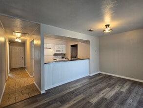 6400 NW 106th Pl in Alachua, FL - Building Photo - Building Photo
