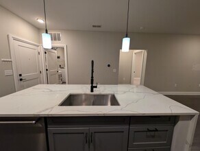 751 N 6th St in Columbus, OH - Foto de edificio - Building Photo