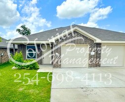 1018 B Zora Dr in Temple, TX - Building Photo