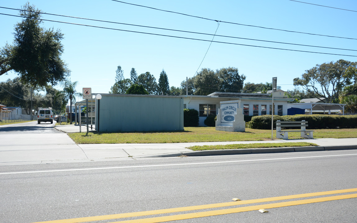 Palm Circle Community in St. Petersburg, FL - Building Photo