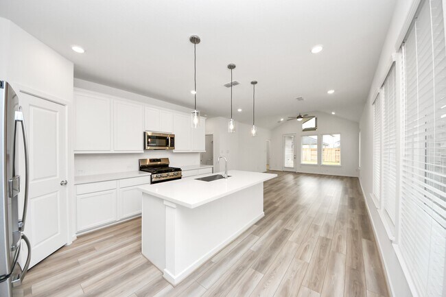 22122 Strathfield Cir in Cypress, TX - Building Photo - Building Photo