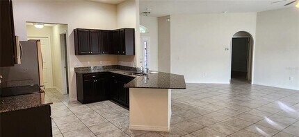 6960 SW 130th Ln Rd in Ocala, FL - Foto de edificio - Building Photo