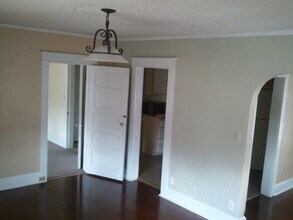 2315 E Kaley Ave in Orlando, FL - Building Photo - Building Photo