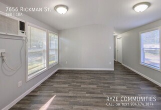 7656 Rickman St in Jacksonville, FL - Building Photo - Building Photo