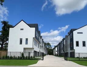 5314 Chas Ln in Houston, TX - Foto de edificio - Building Photo