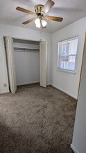 302 Crescent Ct, Unit 2 in Louisville, KY - Foto de edificio - Building Photo