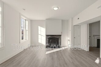 27 S Jefferson St in Petersburg, VA - Building Photo - Building Photo