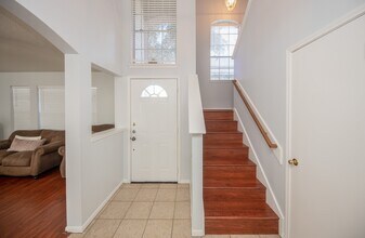 8231 Chelsea Bend Ct in Houston, TX - Foto de edificio - Building Photo