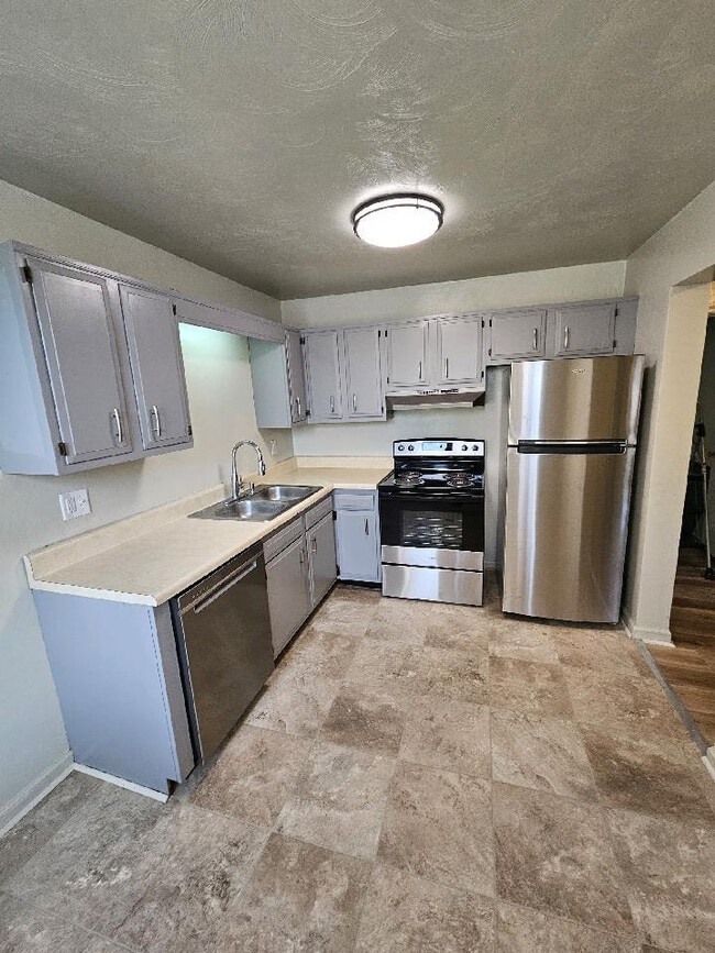 1222-1224 Maple Ave SW