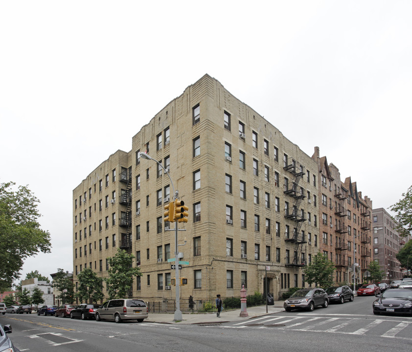 1740 Carroll St in Brooklyn, NY - Building Photo