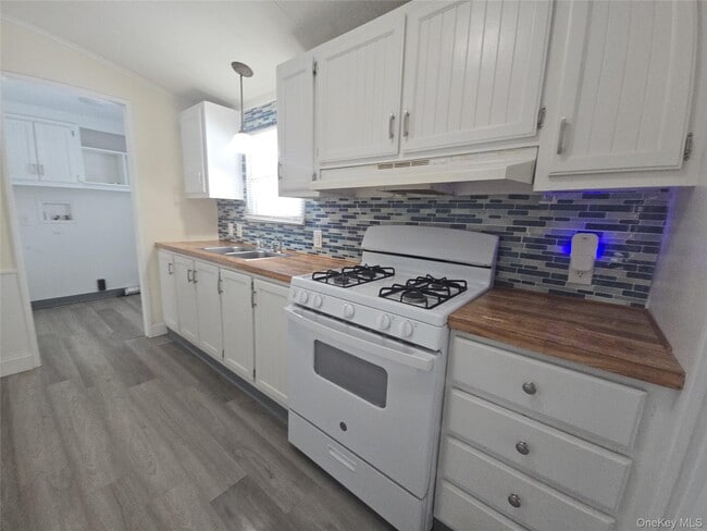 329 County Rte 17 in Montgomery, NY - Building Photo - Building Photo