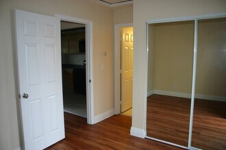 312 J Ave, Unit #67 in National City, CA - Foto de edificio - Building Photo