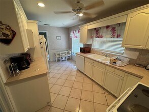 239 Hammock Terrace in Venice, FL - Building Photo - Building Photo