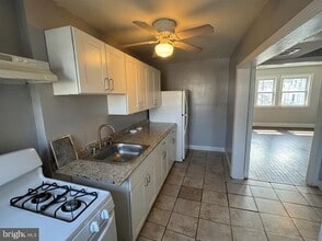 1616 Plum St in Baltimore, MD - Building Photo - Building Photo