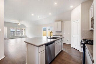 2606 Prairie Star Ln in Shenandoah, TX - Building Photo - Building Photo