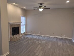 3200 Duval St in Austin, TX - Building Photo - Building Photo