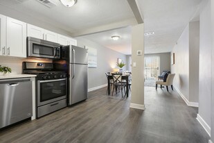 4117 The Flats in Kansas City, KS - Building Photo