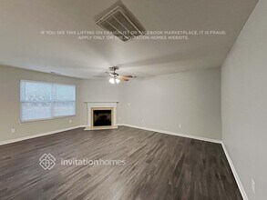 1215 Pinehaven Ct in Charlotte, NC - Building Photo - Building Photo