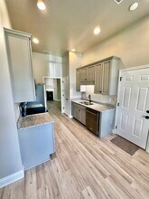 8022 Brookside Ln in Daphne, AL - Foto de edificio - Building Photo