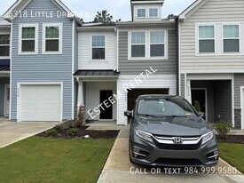 6318 Little Drew Ln in Raleigh, NC - Building Photo