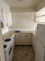 426 10th St in New Westminster, BC - Building Photo