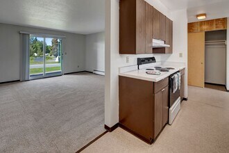 Bay Arms in Kenai, AK - Building Photo - Building Photo