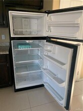 2709 E Franklin Ave, Unit 4 in Alton, TX - Foto de edificio - Building Photo