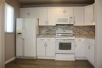 220 Park Ave in Hammonton, NJ - Building Photo - Building Photo