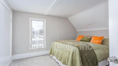 1015 N 30th Ave in Minneapolis, MN - Building Photo - Building Photo