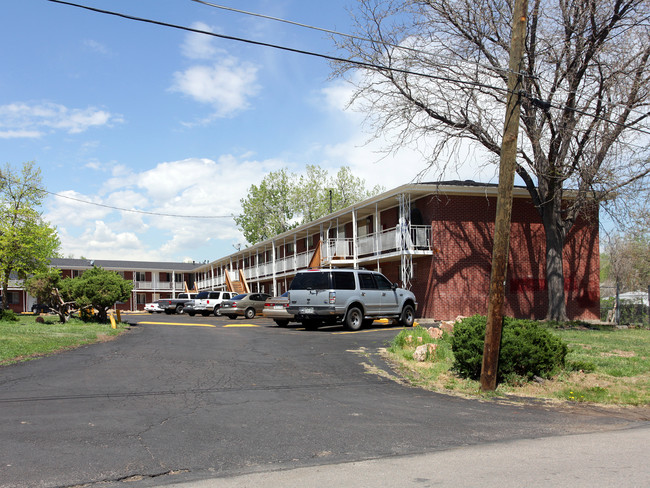 Rosalie at Belmar in Lakewood, CO - Building Photo - Building Photo