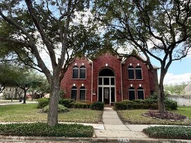 2810 Grassy Knoll Ct in Sugar Land, TX - Building Photo