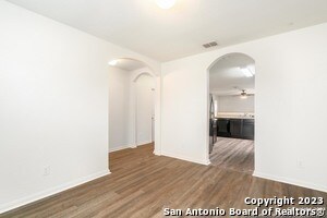 3923 Southton Vw in San Antonio, TX - Building Photo - Building Photo