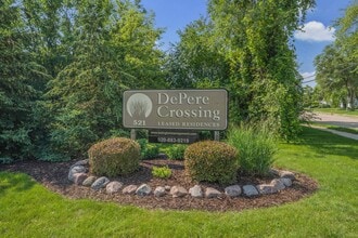 De Pere Crossing in De Pere, WI - Building Photo - Building Photo