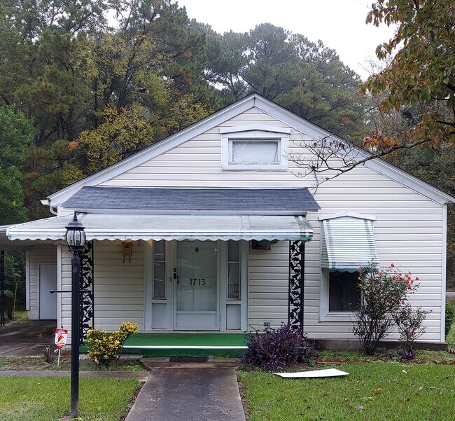property at 1713 Thru St