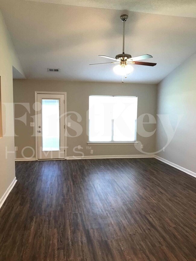 120 Pointer Dr in Goose Creek, SC - Building Photo - Building Photo