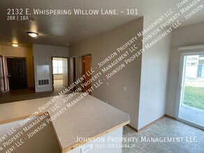 2132 E Whispering Willow Ln in Nampa, ID - Building Photo - Building Photo
