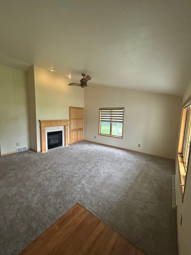 5225 W Anita St in Appleton, WI - Building Photo - Building Photo