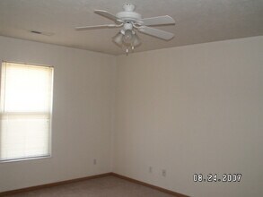 2356 Meadowpoint Dr-Unit -2356-A Meadowpoint Dr. in Troy, OH - Building Photo - Building Photo